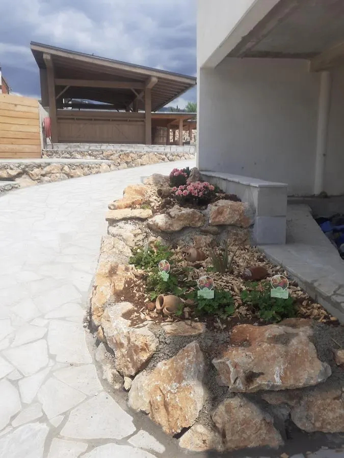 Hotel B&B Mama Mia krevet i doručak