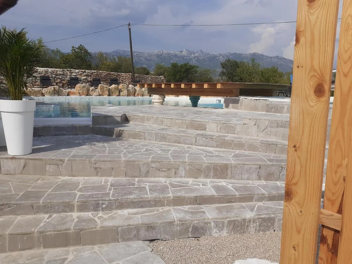 Hotel B&B Mama Mia 0*, Obrovac Croatia
