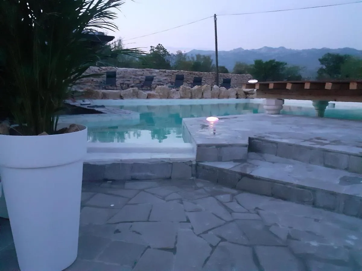 Hotel B&B Mama Mia krevet i doručak Obrovac